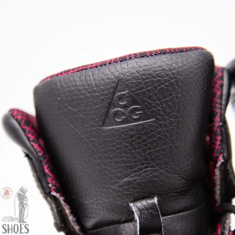 Nike ACG Woodside 2 High GS‎ 'Black Fireberry' - Youth Size 6